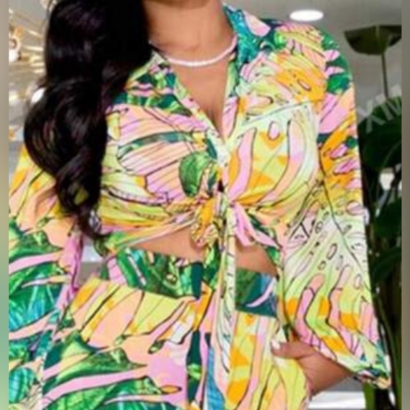 Two piece set - Picture 2 of 3